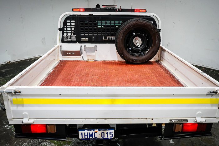 2021 Toyota Hilux SR5