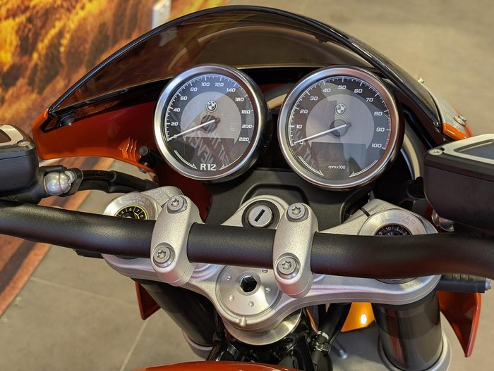 2025 BMW R 12 S R 12 Orange