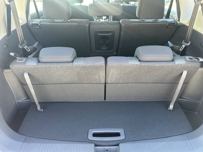 2025 Nissan X-TRAIL ST