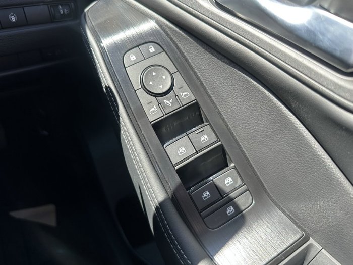 2025 Nissan X-TRAIL ST