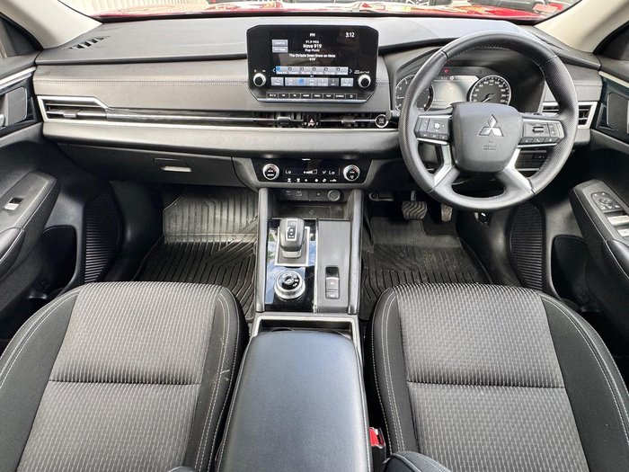 2022 Mitsubishi Outlander LS