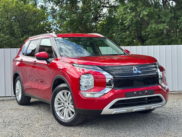 2022 Mitsubishi Outlander LS