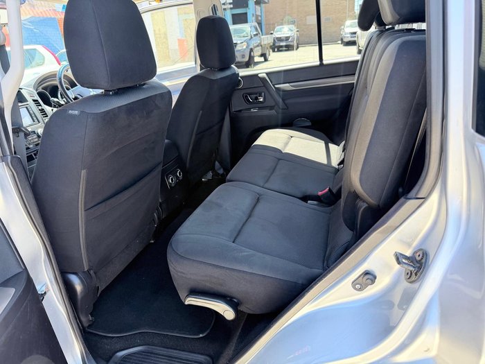 2010 Mitsubishi Pajero Platinum NT MY10 4X4 Cool Silver