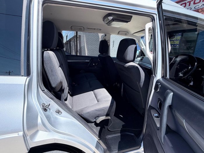 2010 Mitsubishi Pajero Platinum NT MY10 4X4 Cool Silver