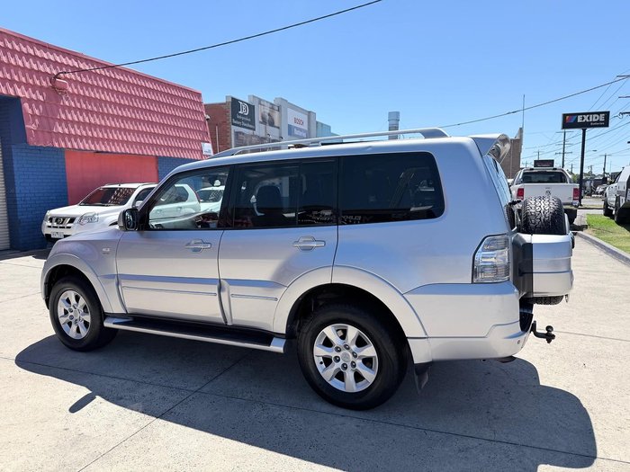 2010 Mitsubishi Pajero Platinum NT MY10 4X4 Cool Silver