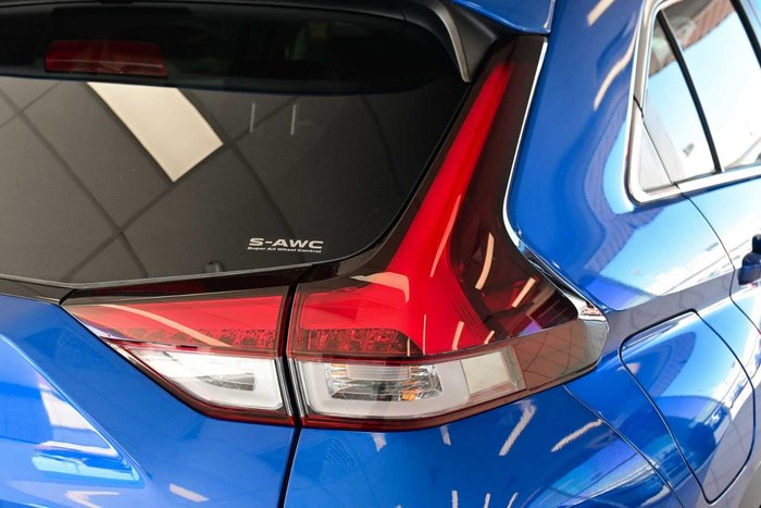 2024 Mitsubishi Eclipse Cross PHEV XLS