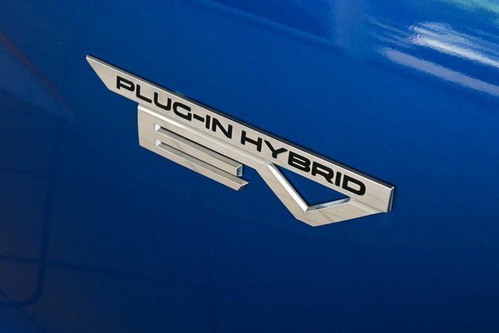 2024 Mitsubishi Eclipse Cross PHEV XLS