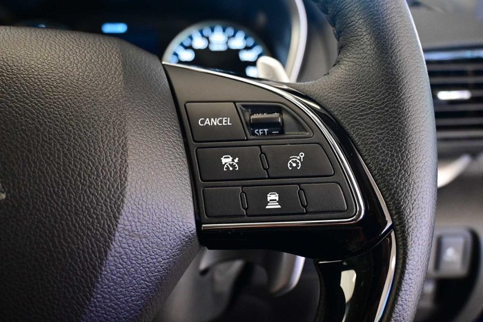 2024 Mitsubishi Eclipse Cross PHEV XLS