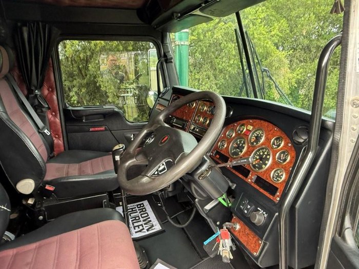 2019 Kenworth T659