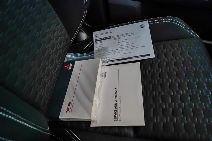 2025 Mitsubishi Triton GLX+