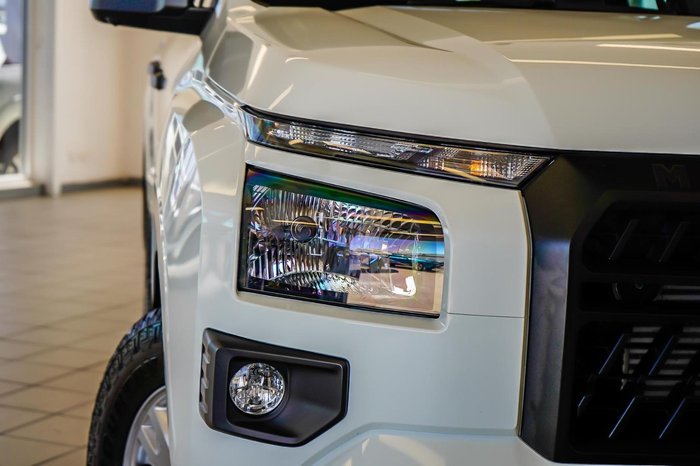 2025 Mitsubishi Triton GLX+