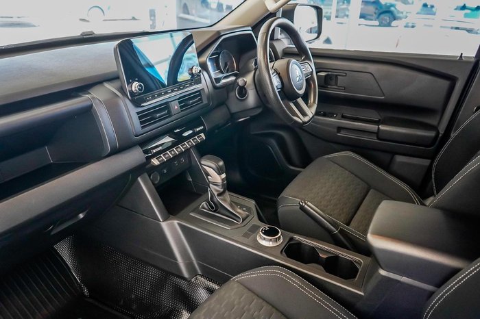 2025 Mitsubishi Triton GLX+