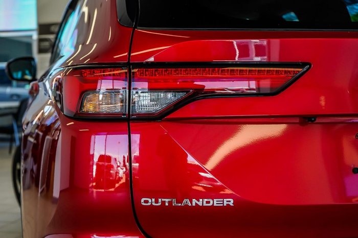 2022 Mitsubishi Outlander PHEV Exceed