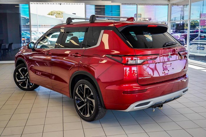 2022 Mitsubishi Outlander PHEV Exceed