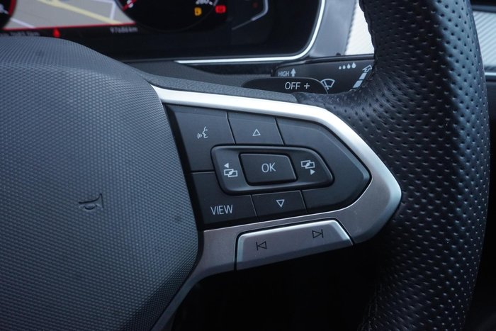 2021 Volkswagen Passat 206TSI R-Line