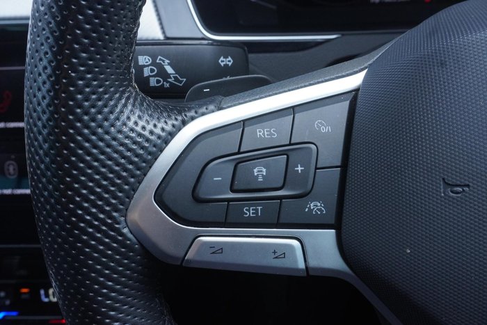 2021 Volkswagen Passat 206TSI R-Line