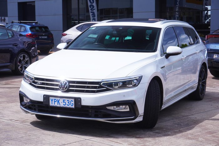 2021 Volkswagen Passat 206TSI R-Line