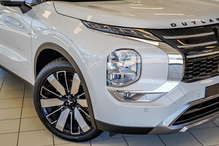 2025 Mitsubishi Outlander Aspire