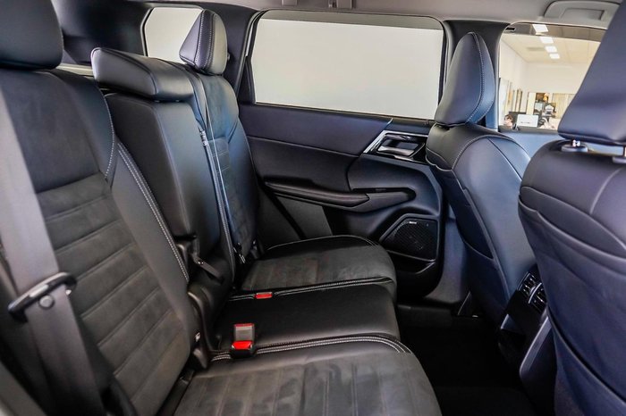 2025 Mitsubishi Outlander Aspire