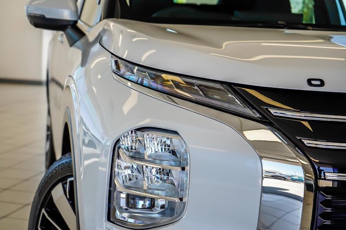 2025 Mitsubishi Outlander Aspire