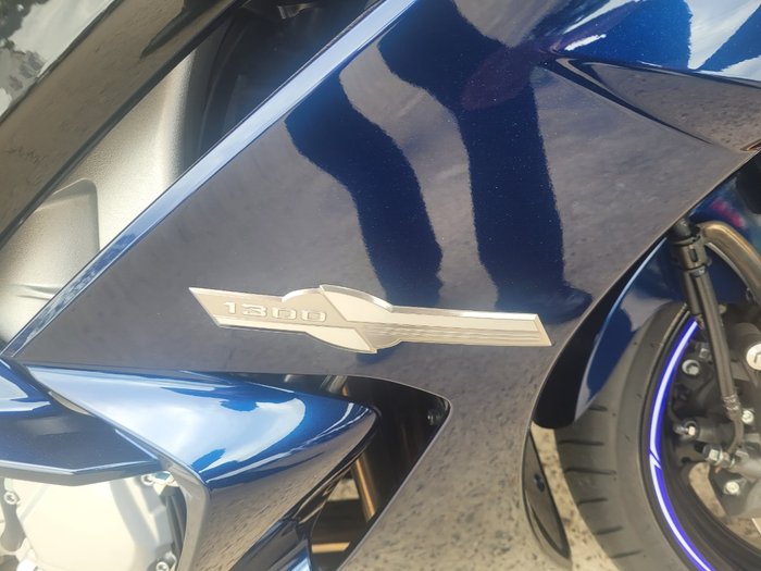 2026 Yamaha FJR1300AE BLACK