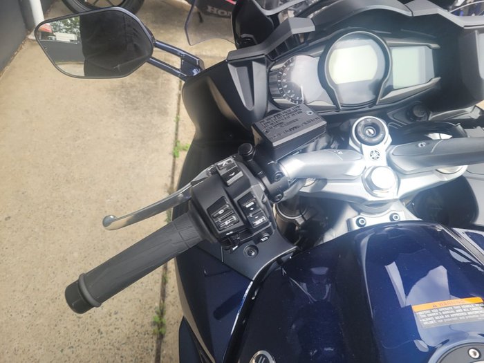 2026 Yamaha FJR1300AE BLACK