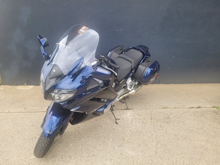 2026 Yamaha FJR1300AE BLACK