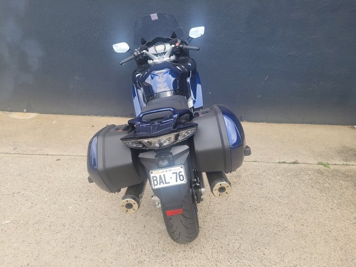 2026 Yamaha FJR1300AE BLACK