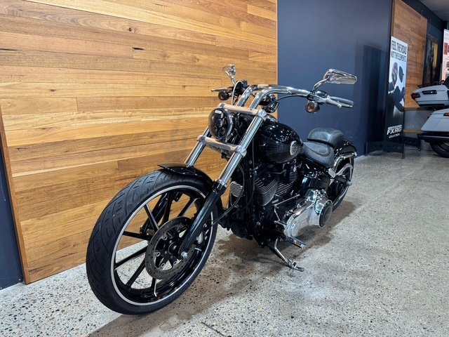 2014 HARLEY-DAVIDSON FXSB SOFTAIL BREAKOUT