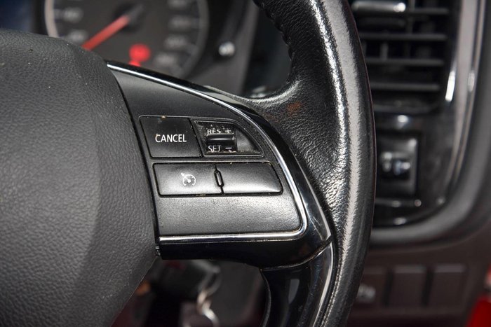 2015 Mitsubishi Outlander LS