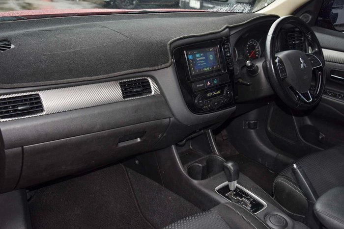 2015 Mitsubishi Outlander LS