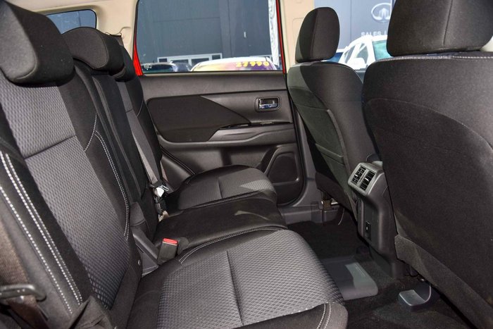 2021 Mitsubishi Outlander PHEV ES