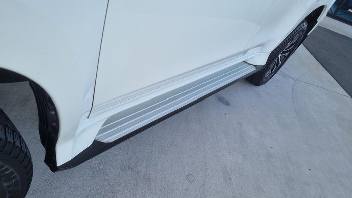 2022 Mitsubishi Pajero Sport GLS