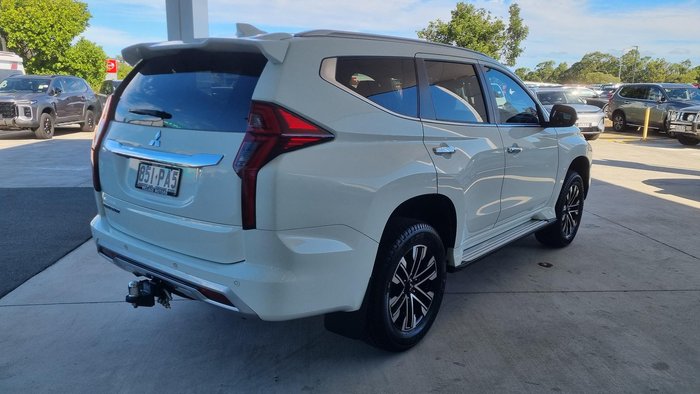 2022 Mitsubishi Pajero Sport GLS