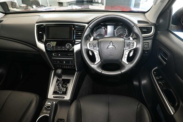 2023 Mitsubishi Triton Xtreme