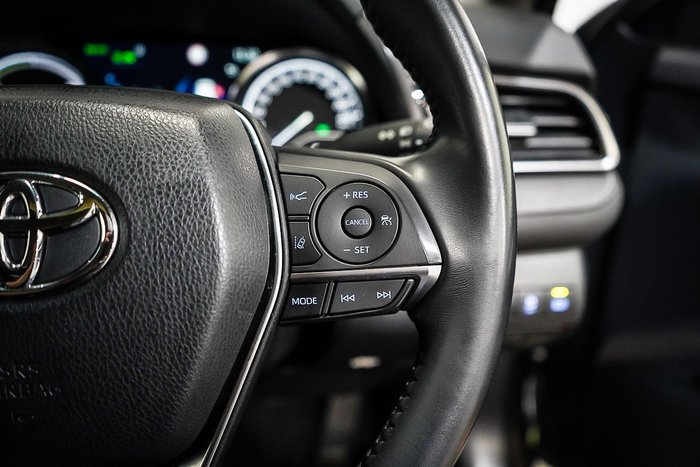 2023 Toyota Camry SX