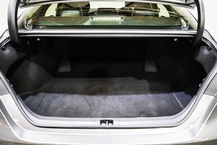 2023 Toyota Camry SX