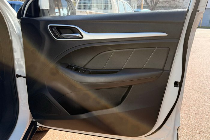 2020 MG ZS