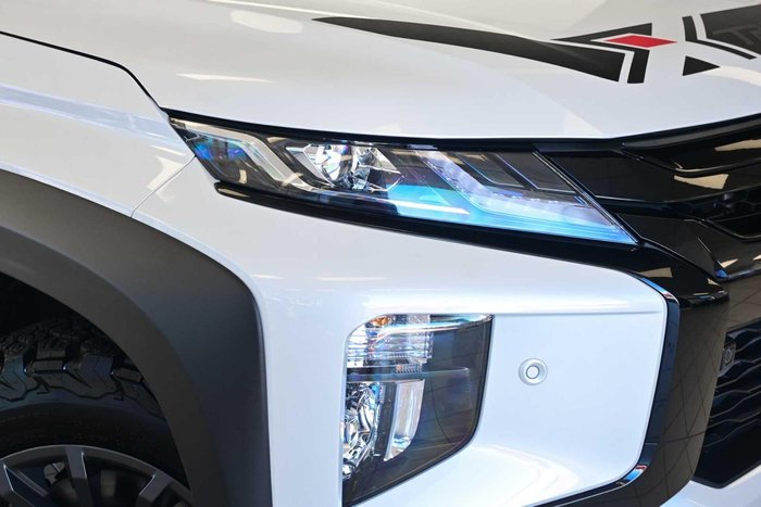 2023 Mitsubishi Triton Xtreme