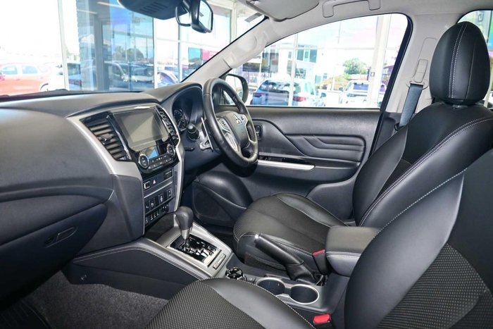 2023 Mitsubishi Triton Xtreme