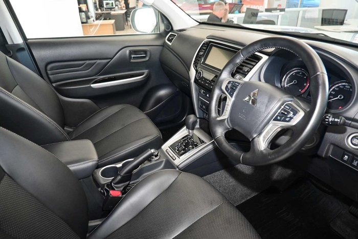 2023 Mitsubishi Triton Xtreme