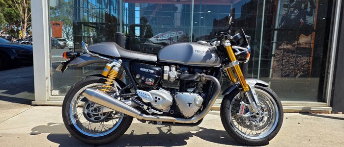 2017 Triumph THRUXTON R SILVER