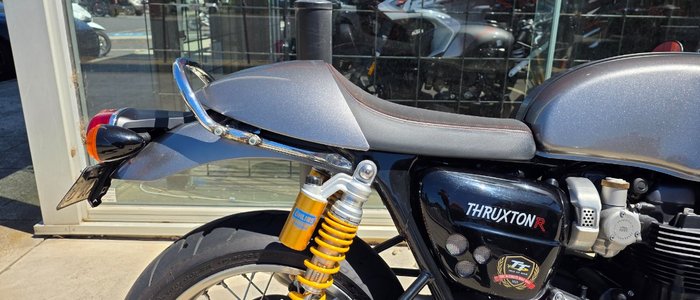 2017 Triumph THRUXTON R SILVER