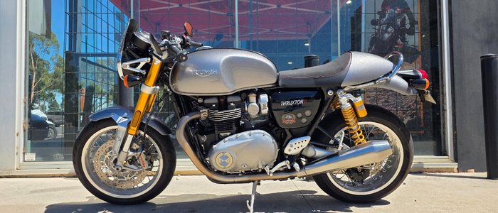 2017 Triumph THRUXTON R SILVER