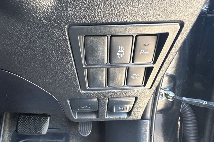 2021 Toyota Hilux SR5