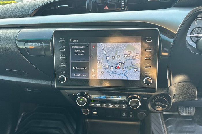 2021 Toyota Hilux SR5