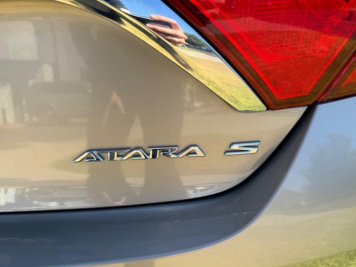 2016 Toyota Camry Atara S