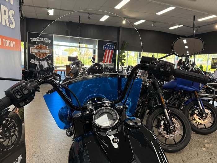 2026 Harley-Davidson Heritage Classic 117 (FLHC) Softail Grey