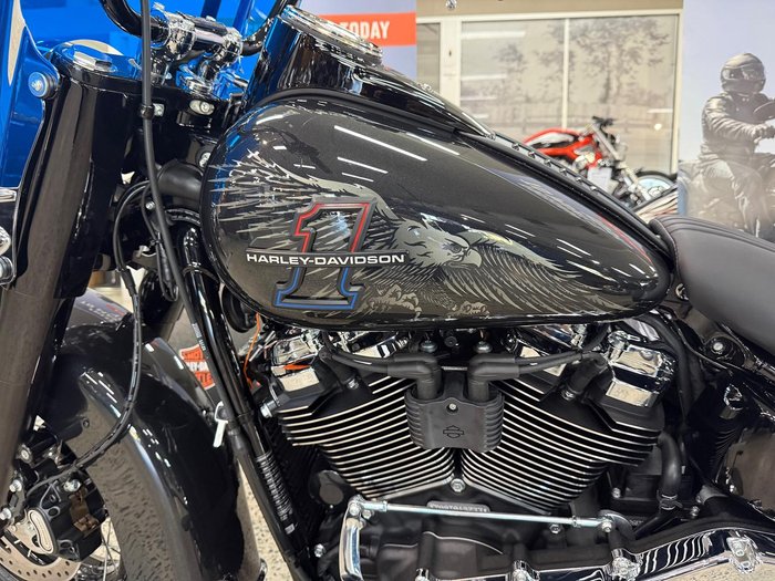 2026 Harley-Davidson Heritage Classic 117 (FLHC) Softail Grey