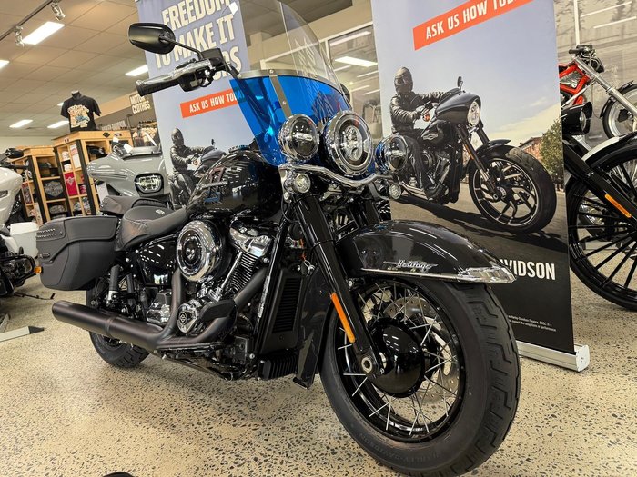 2026 Harley-Davidson Heritage Classic 117 (FLHC)